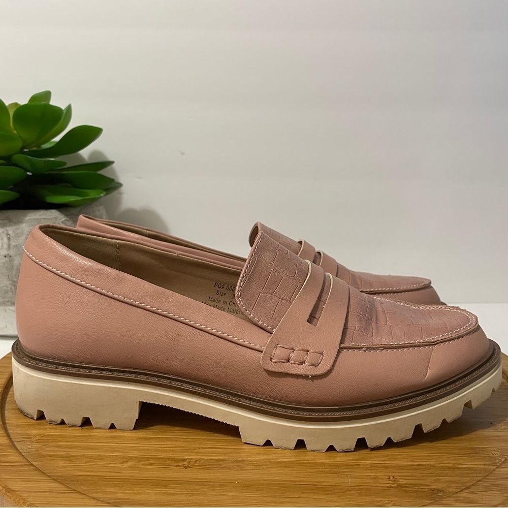 Journee Collection Pink Loafers - Picture 2 of 7